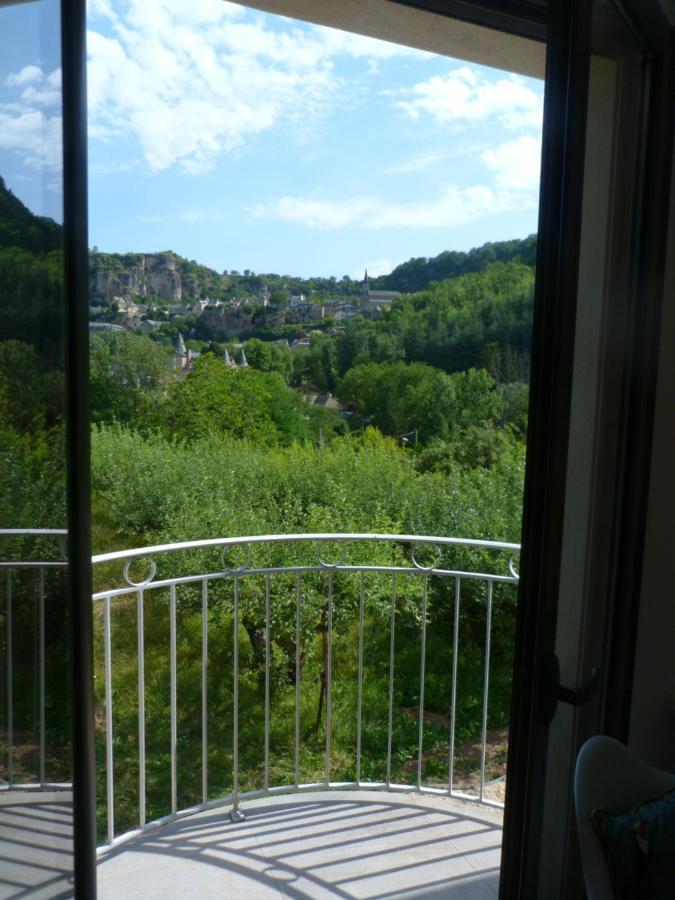 La Desirade Bed & Breakfast Salles-la-Source Exterior photo